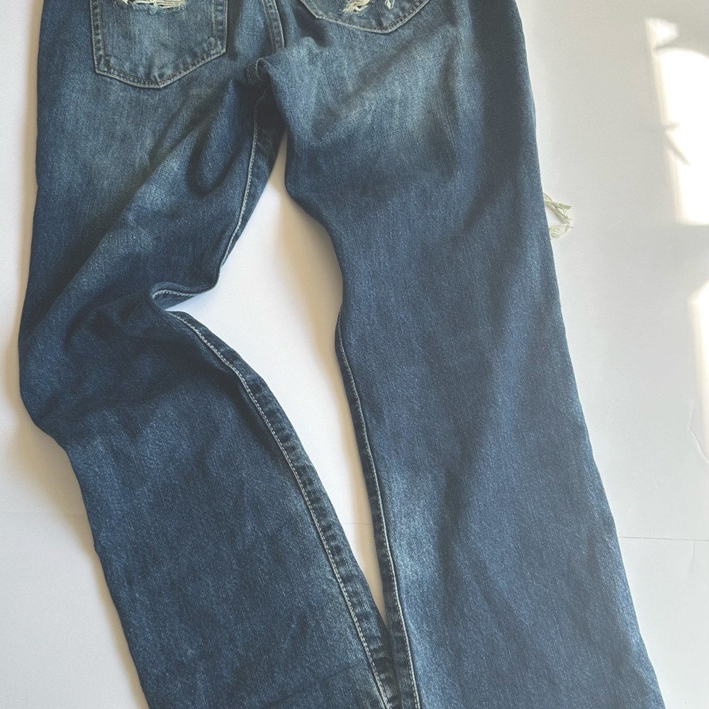 Hollister Women’s High Rise Vintage Straight Jeans - Picture 2 of 5